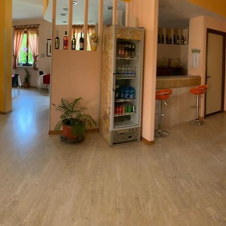Cerrutihotel Vercelli Kültér fotó