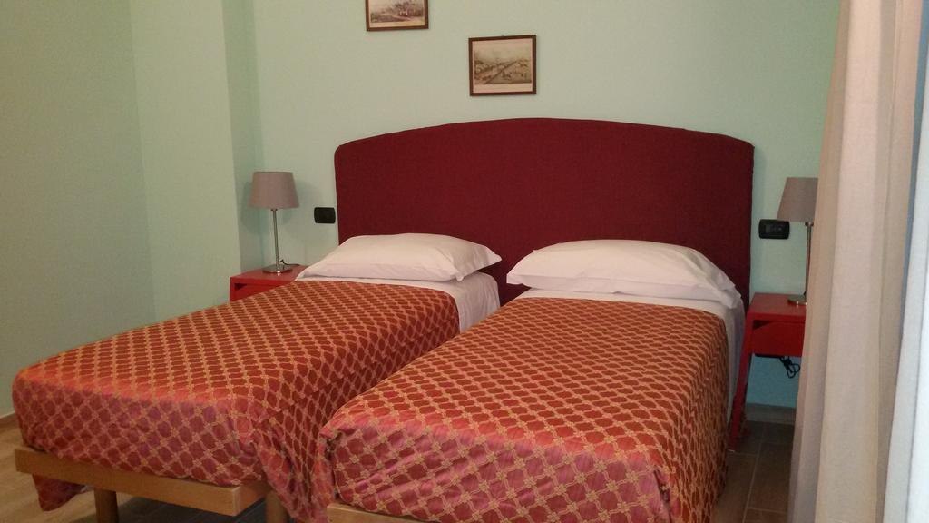 Cerrutihotel Vercelli Kültér fotó